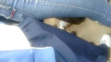 Чувствената закачка бг секс аматьори води до страстно чубане