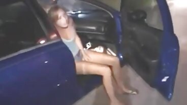 Разярените любители на месото се борят секс порно бг за стриптизьорка