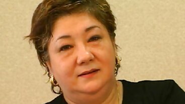 Мама трябва да провери члена бг аматьорско порно на младоженеца, преди той да се ожени за нейното момиче