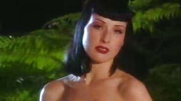 Busty MILF поръчва мъжко месо български порно филми до дома